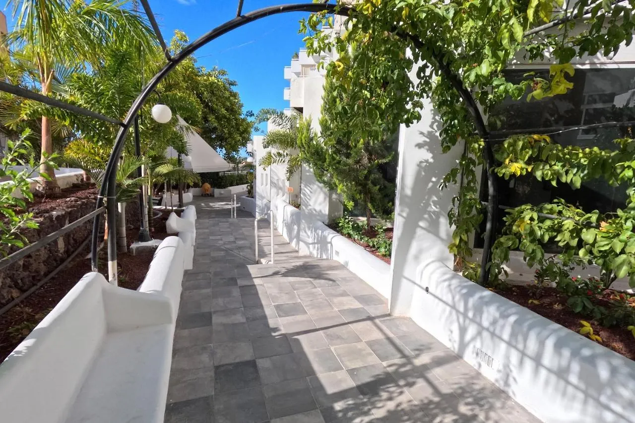 Amazing Spacious 1 Bedroom Flat With Ocean View, 311, Ponderosa Playa Feñabe