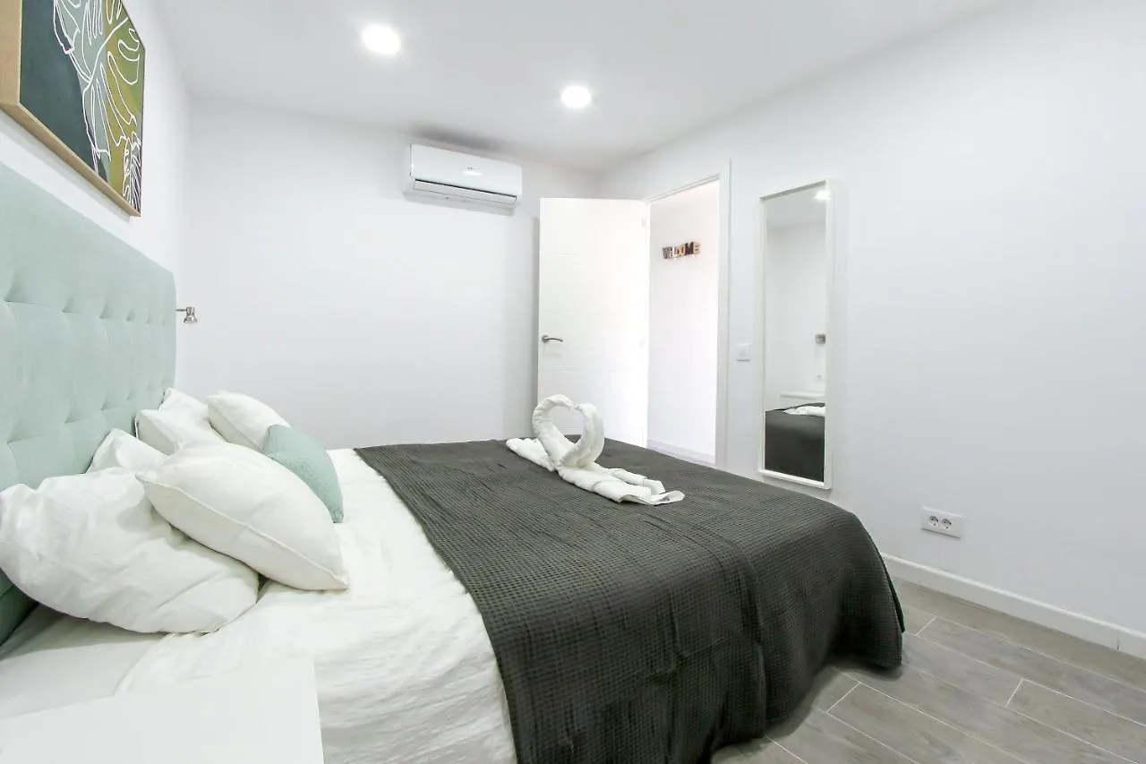 Amazing Spacious 1 Bedroom Flat With Ocean View, 311, Ponderosa Playa Feñabe Feriehus